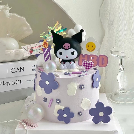 Bánh kem Kuromi đẹp mắt với họa tiết trang trí sinh động