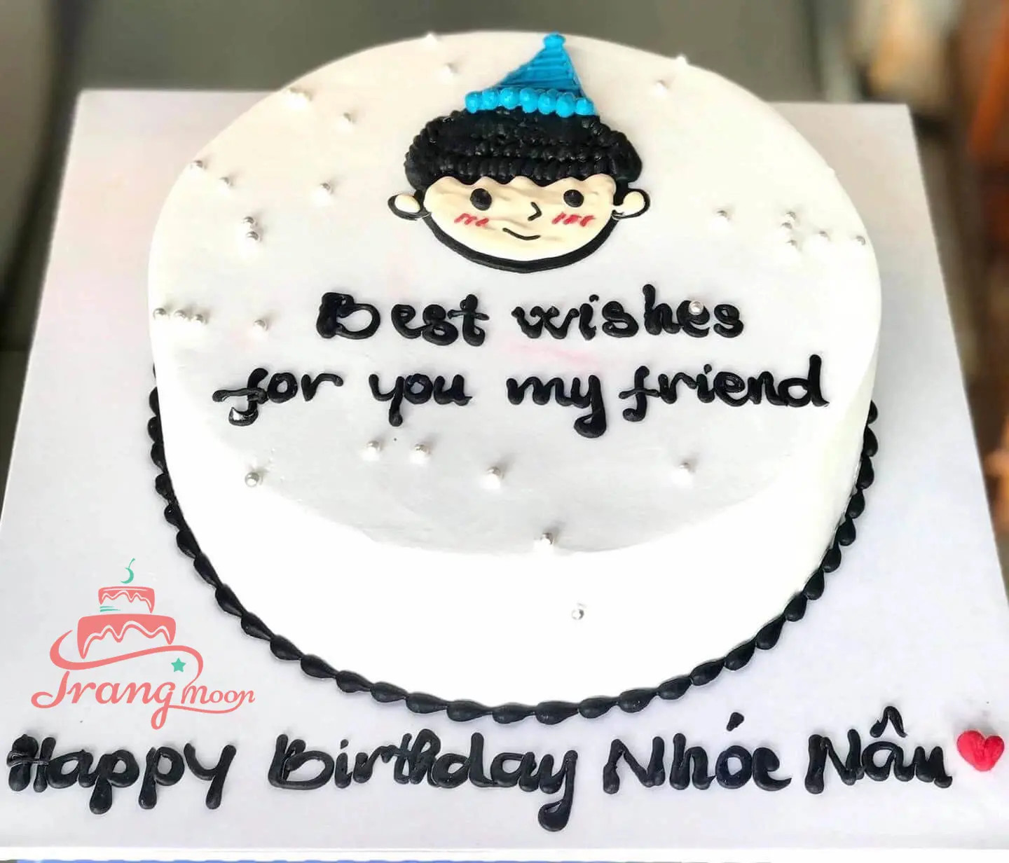 Bánh kem sinh nhật tặng người yêu nam với hình vẽ chibi dễ thương