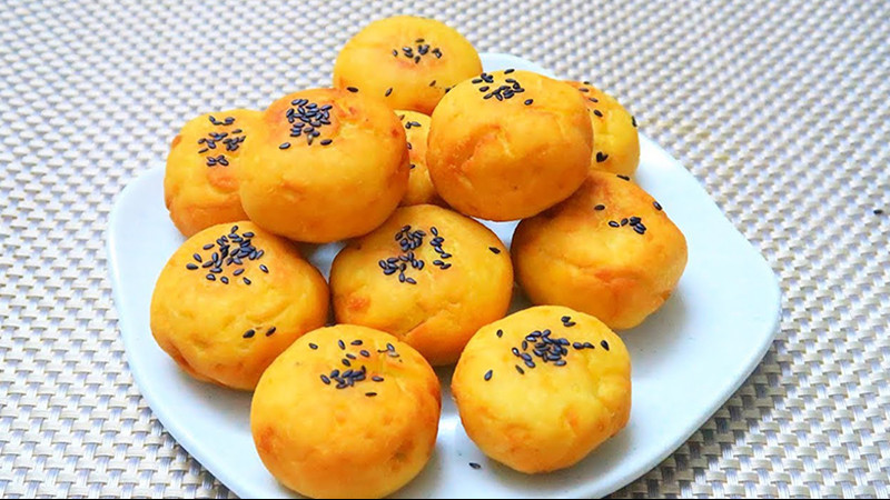 Bánh khoai lang sữa dừa thơm ngon làm bằng nồi cơm điện