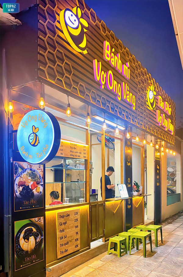 Bánh mì Vợ Ong Vàng - Điểm đến quen thuộc của giới trẻ