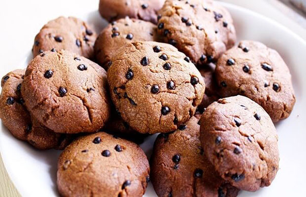 Bánh quy socola chip thơm ngon làm từ nguyên liệu làm bánh quy hảo hạng