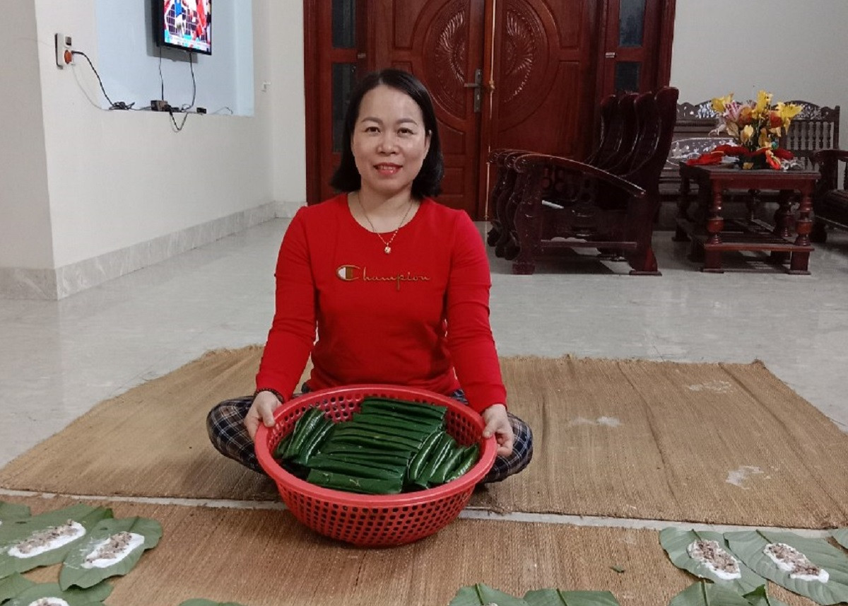 Bánh răng bừa đã gói xong chờ hấp hoặc luộc