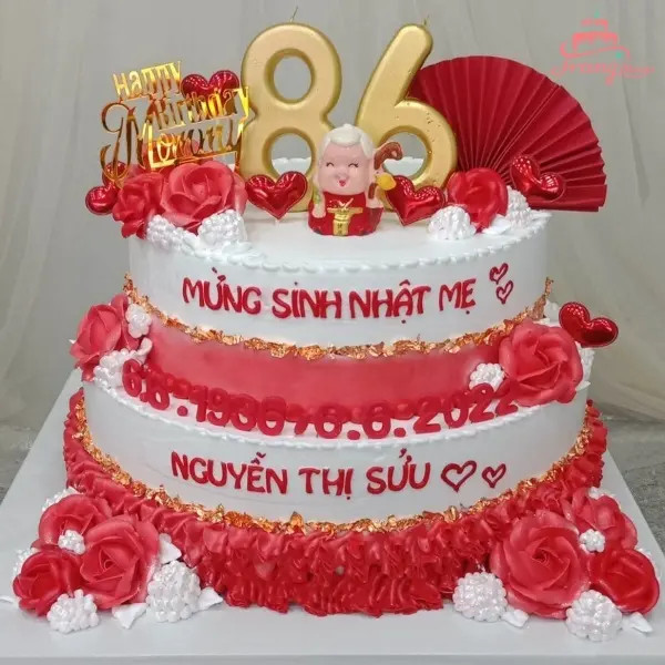 Bánh sinh nhật bà nội 2 tầng trang trí hoa đỏ