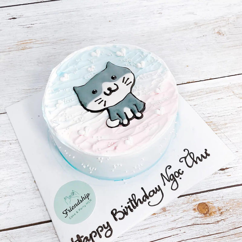 Bánh sinh nhật chú mèo con đáng yêu dành cho bé gái 7 tuổi