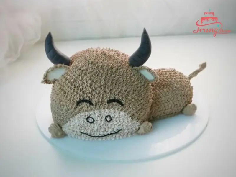 Bánh sinh nhật con trâu 3D sống động như thật