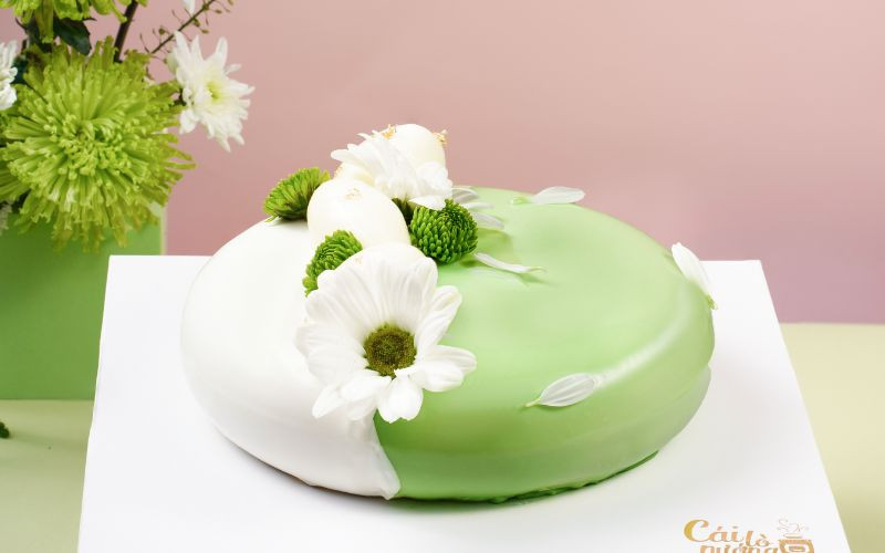 bánh sinh nhật entremet bơ hoa cúc tinh tế