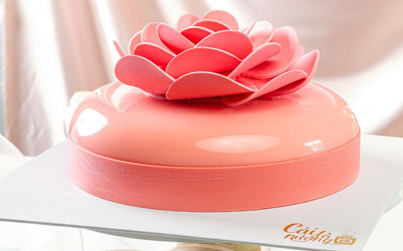 bánh sinh nhật entremet olong vải hoa hồng thanh lịch
