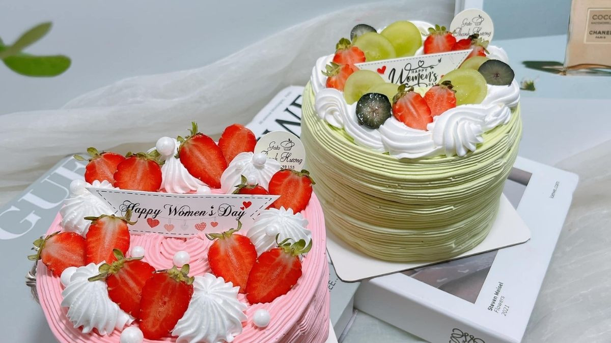 Bánh sinh nhật hoa quả tươi mát