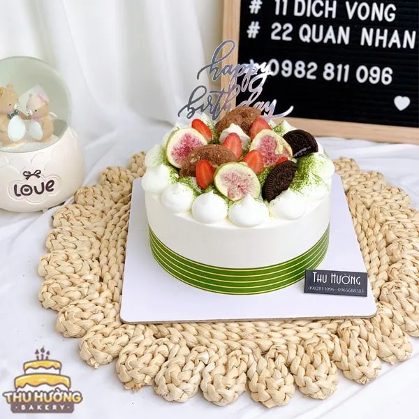 Bánh sinh nhật matcha trang trí tinh tế cho sếp