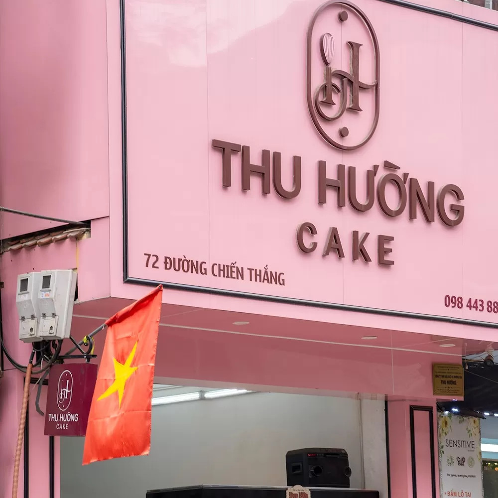 Bánh sinh nhật mini đơn giản với lớp kem mịn