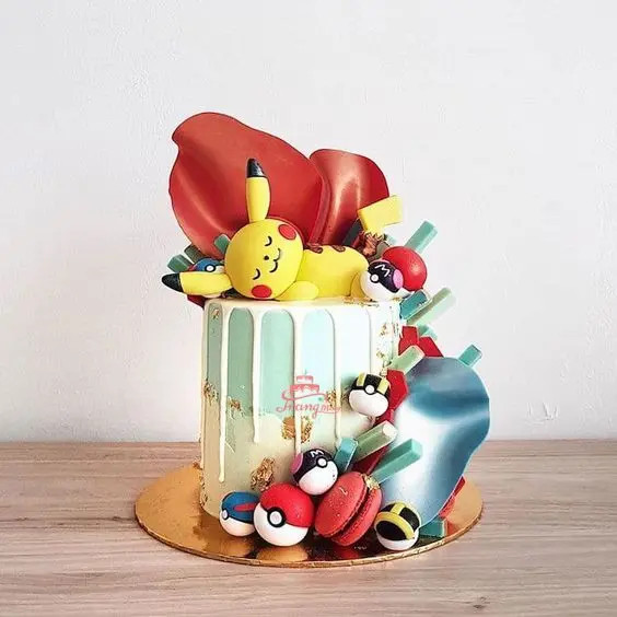 Bánh sinh nhật Pikachu trang trí theo hình chữ số tuổi độc đáo cho bé