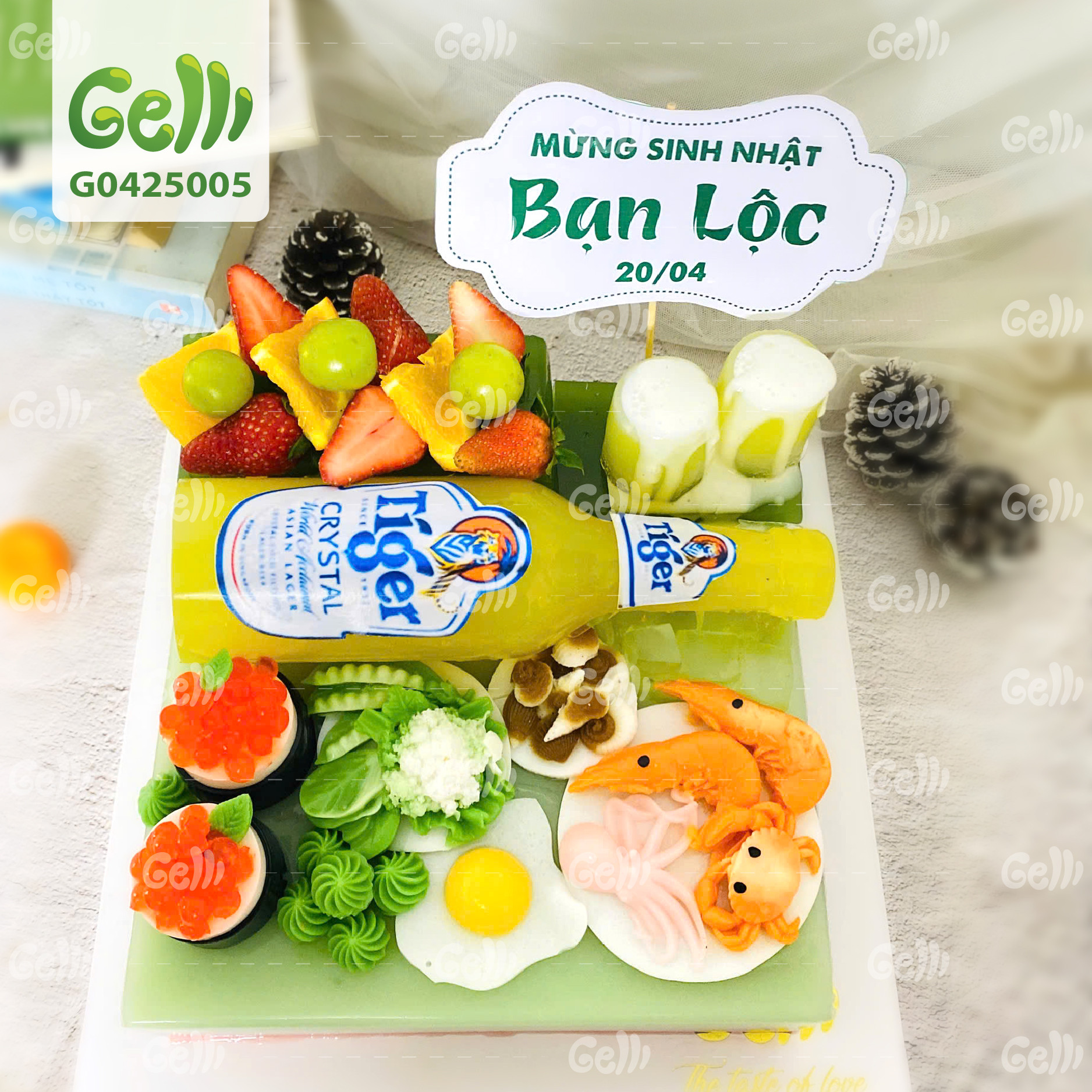 Bánh sinh nhật rau câu chai bia Tiger cùng mồi bén