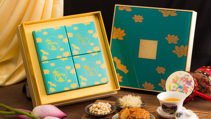 Bánh trung thu Hữu Nghị giữ gìn hương vị truyền thống Việt, bao bì tinh tế