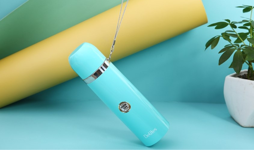 Bình nước giữ nhiệt cho bé trai 10 tuổi
