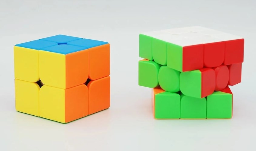 Bộ đồ chơi rubik đa dạng màu sắc, kích thích tư duy cho bé trai 5 tuổi
