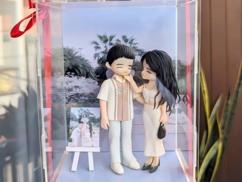 Cặp tượng Chibi đáng yêu, ý tưởng quà tặng sinh nhật bạn trai độc đáo và đầy tình cảm.