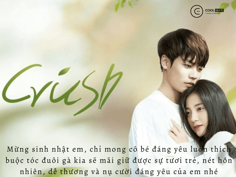 Cô gái đáng yêu với bó hoa tươi trong ngày sinh nhật