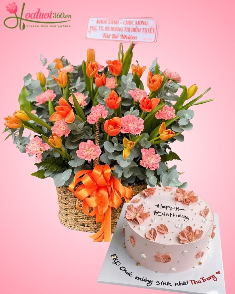 Combo hoa tươi tặng bạn bè kèm bánh sinh nhật dễ thương