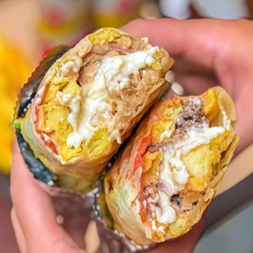Taco gà chiên giòn bơ cay