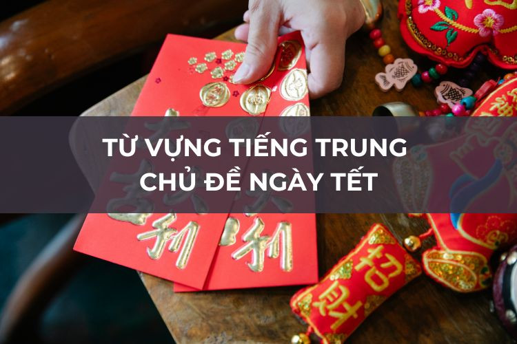 Gia đình gói bánh chưng sum vầy ngày Tết