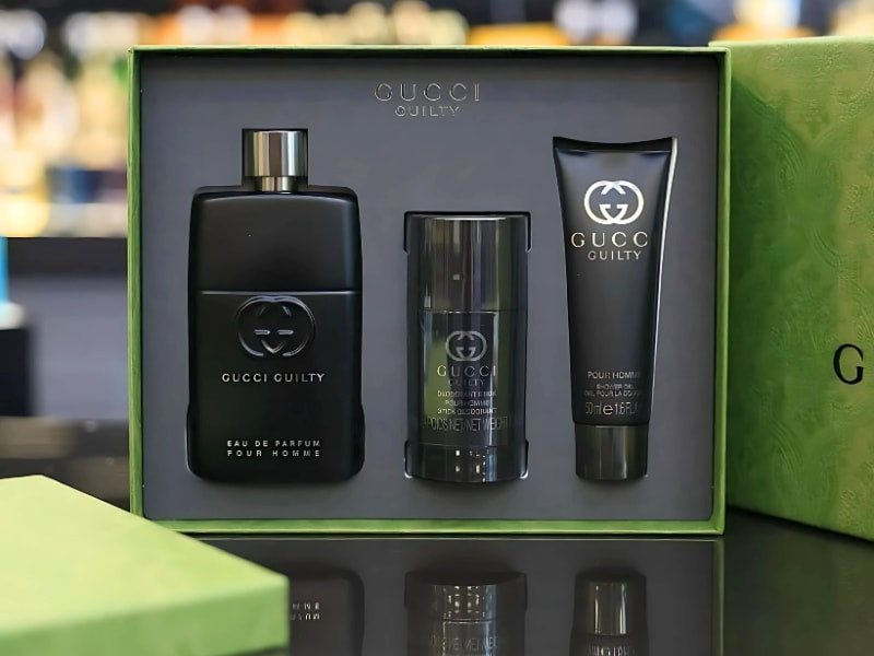 Giftset chăm sóc cá nhân gồm nước hoa và sữa tắm, quà tặng sinh nhật bạn trai giúp chàng luôn thơm mát, thu hút.