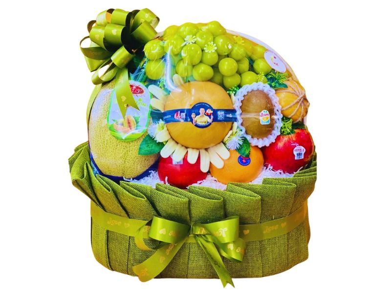 Giỏ trái cây sinh nhật tươi ngon và đẹp mắt