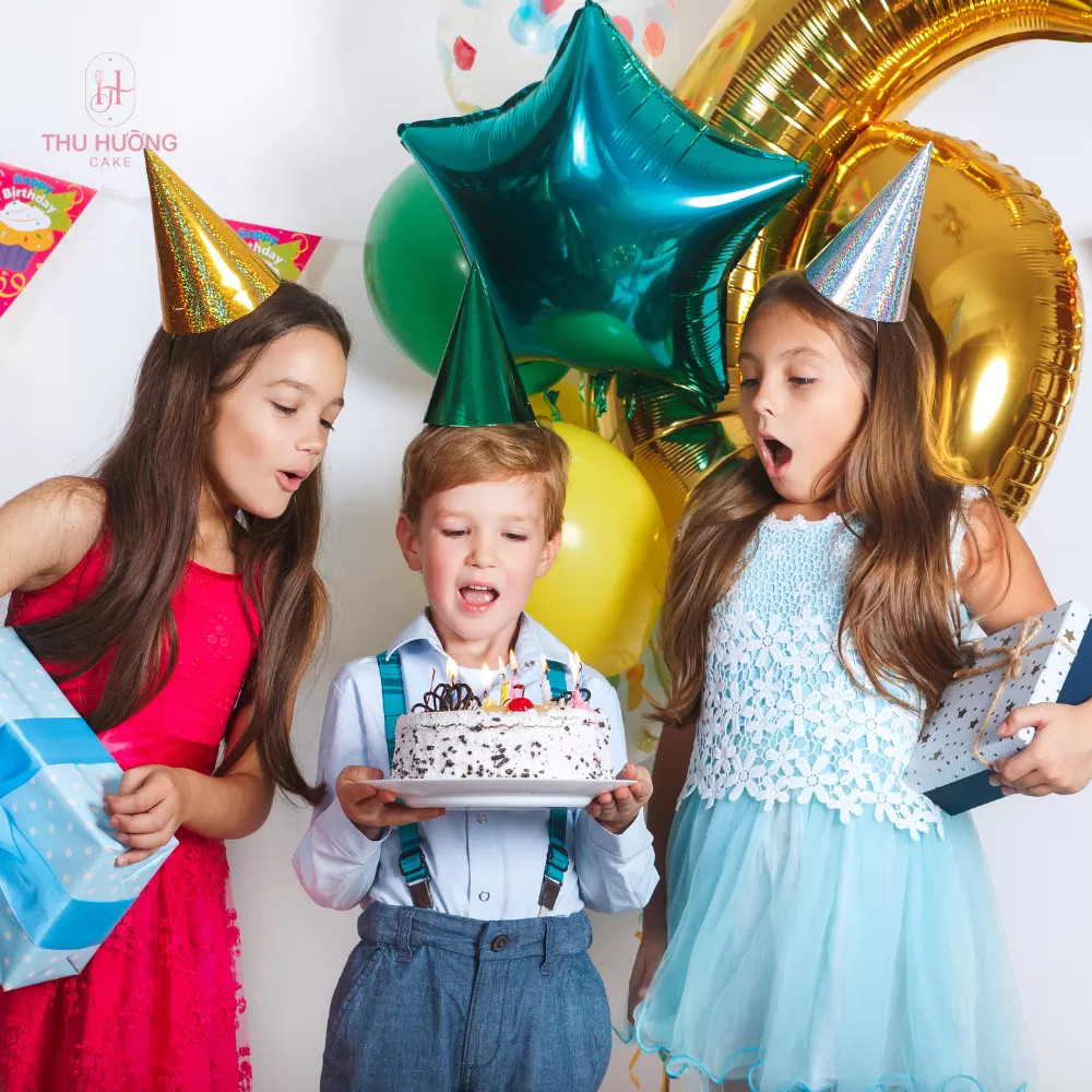 Gợi ý lời chúc sinh nhật cháu trai tuổi teen đầy nhiệt huyết