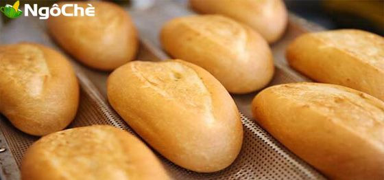 Hình ảnh chiếc bánh mì tươi ngon, biểu tượng cho điềm báo giấc mơ mua bánh