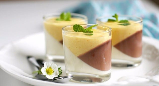 Hướng dẫn làm bánh panna cotta 3 lớp vị vani, socola và xoài