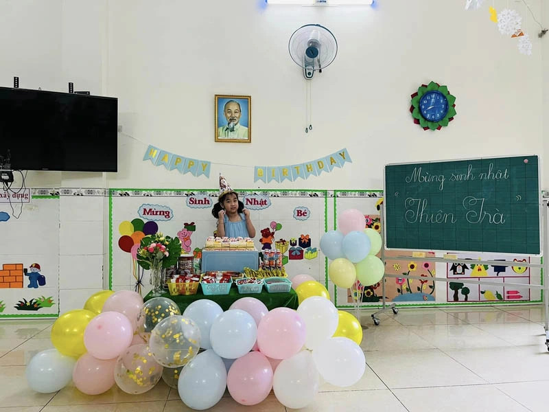 Hướng dẫn trang trí góc sinh nhật đơn giản nhưng thu hút cho trường tiểu học