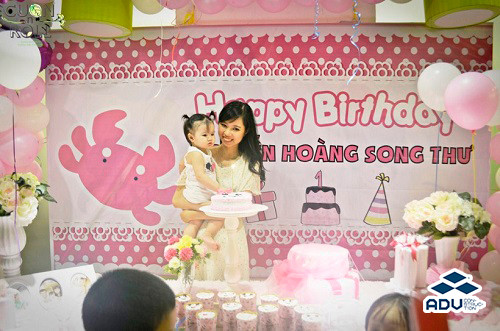 Mẫu băng rôn chúc mừng sinh nhật đẹp, rực rỡ treo trang trí tiệc sinh nhật