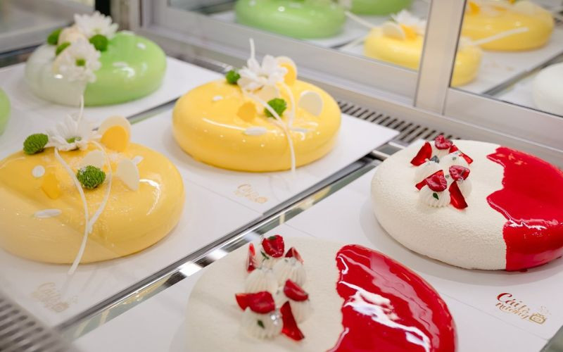mẫu bánh sinh nhật đơn giản sang trọng một tầng