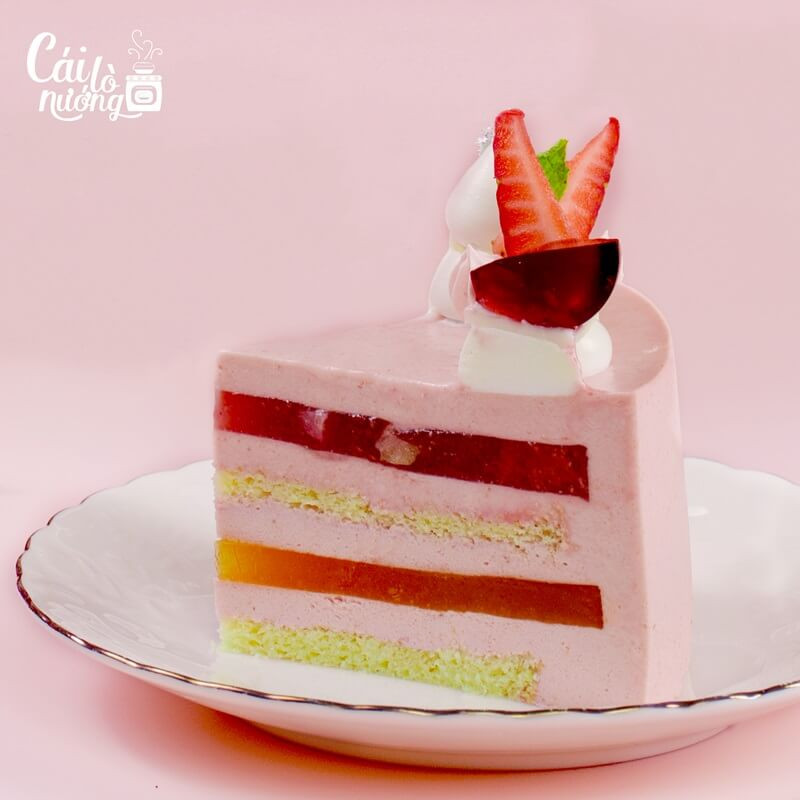 Mẫu bánh sinh nhật mousse ổi hồng chanh dây Tropical Vibes phù hợp bé gái 12 tuổi