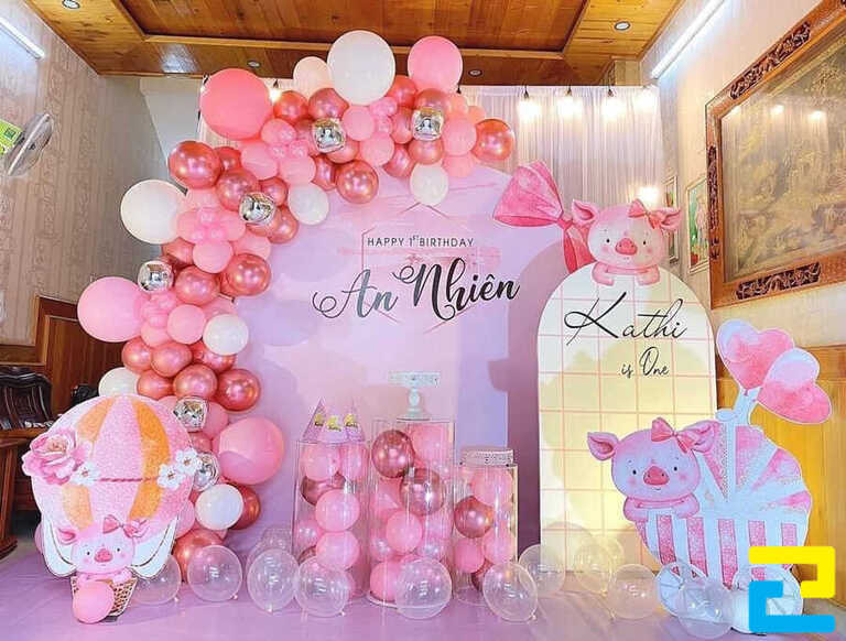 Mẫu phông nền sinh nhật cho bé An Nhiên với chủ đề hoạt hình dễ thương