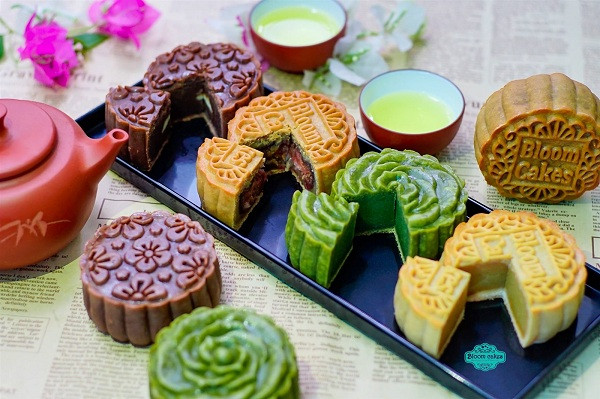 Mockup hộp bánh trung thu hiện đại, tối giản