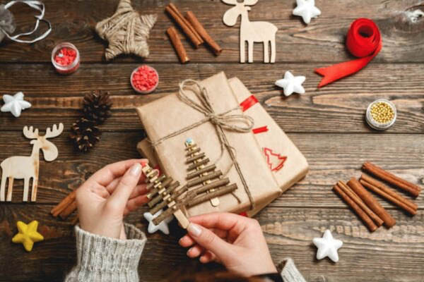 Quà handmade thể hiện sự quan tâm chu đáo và tình cảm chân thành từ người tặng