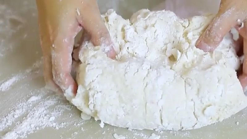 Quy trình nhào bột làm sợi bánh canh