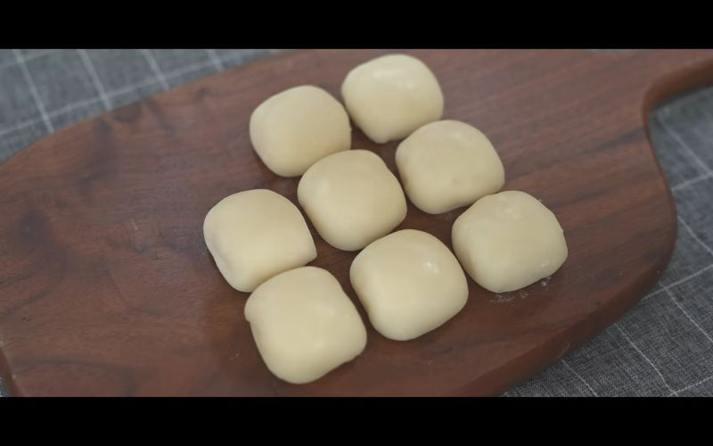 Thành phẩm bánh mochi không nhân sau khi chế biến