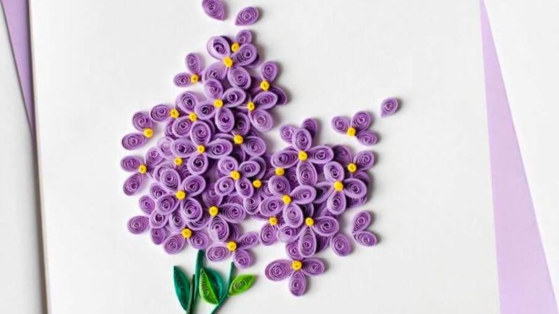 Thiệp chúc mừng sinh nhật tặng bạn được trang trí bằng giấy cuộn đẹp mắt
