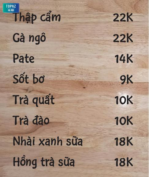 Thực đơn đa dạng của quán Bánh mì Vợ Ong Vàng với nhiều lựa chọn hấp dẫn