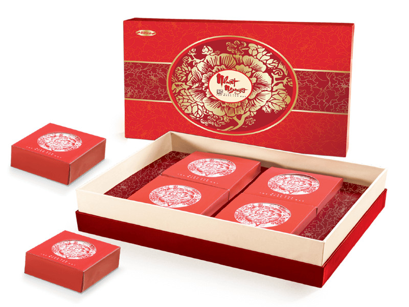 **Thương hiệu bánh trung thu Bibica** với nhiều hương vị, phổ biến ở **TP.HCM**