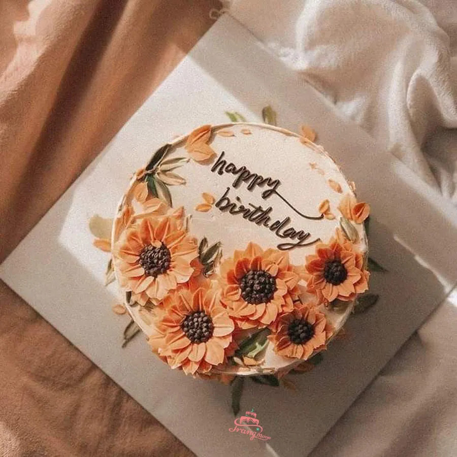 Tổng hợp các mẫu bánh sinh nhật hoa hướng dương nghệ thuật với cách trang trí sáng tạo, thể hiện ý nghĩa lạc quan, sức sống