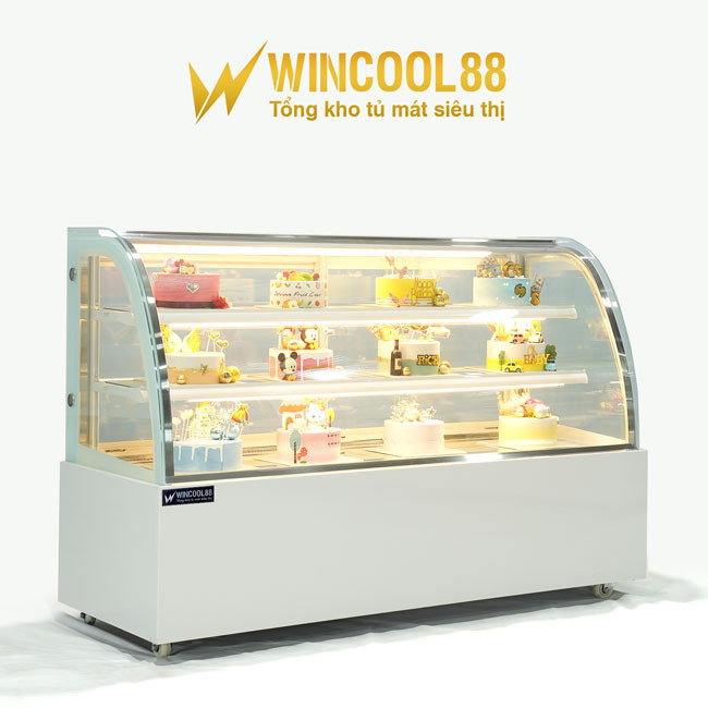 Tủ bánh kem Wincool 3 tầng hiện đại, sang trọng, giúp bảo quản mẫu bánh sinh nhật tài xỉu tươi ngon