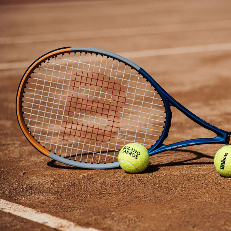 Vợt là món quà thích hợp cho chàng yêu thích tennis