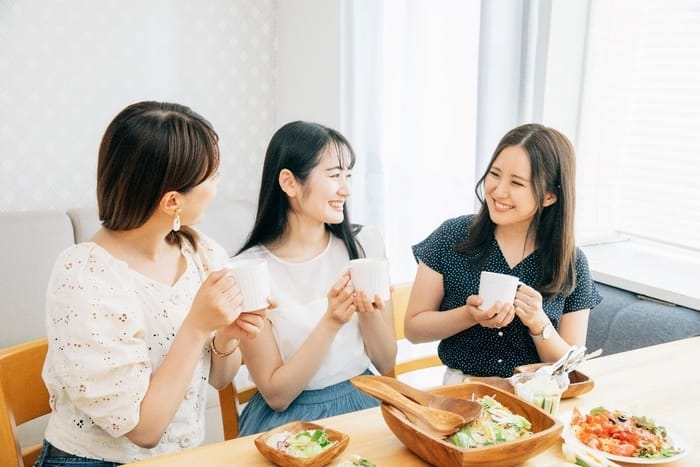 Trong ngày lễ độc thân, giới trẻ có thể lựa chọn ăn uống, tự thưởng cho mình những món ngon