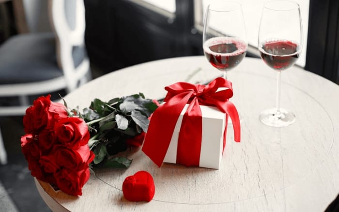 Ngày lễ tình nhân cũng là thời điểm được nhiều lựa chọn để bày tỏ tình cảm với người mình thương mến