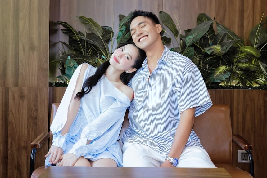 Những cặp đôi lầy lội với những câu chúc hài hước
