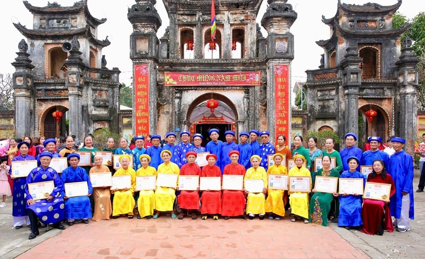 Dù đơn giản nhưng buổi chúc thọ đầu xuân cũng nên chu đáo và vẹn toàn
