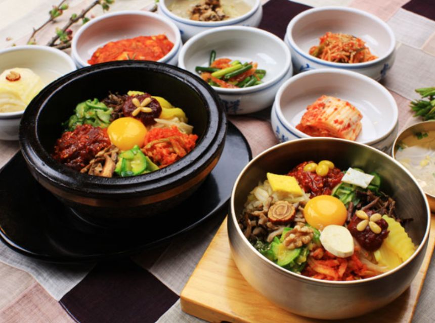 Cách nói chúc ăn ngon miệng ở nơi công cộng trong tiếng Hàn