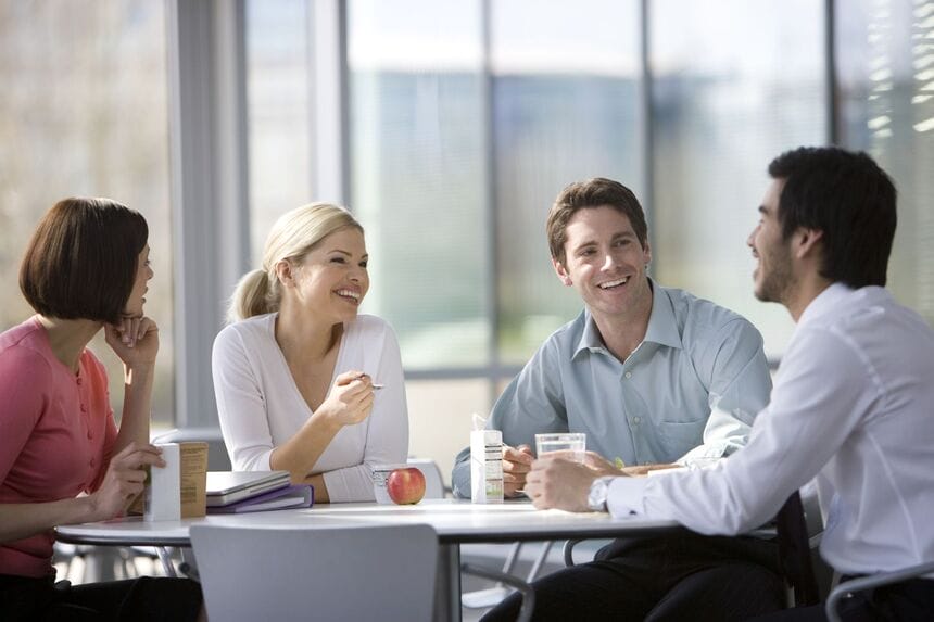 Gợi ý lời chúc buổi trưa thật hài hước dành cho đồng nghiệp